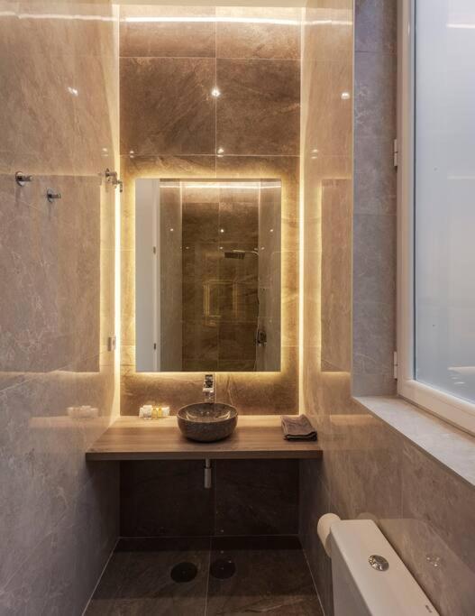 Centro III Calle Carrera De San Jeronimo 3Br 3Bh Madrid Exterior photo